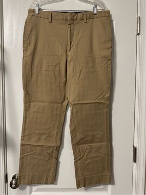 Banana Republic Aiden Chino 34”x30”